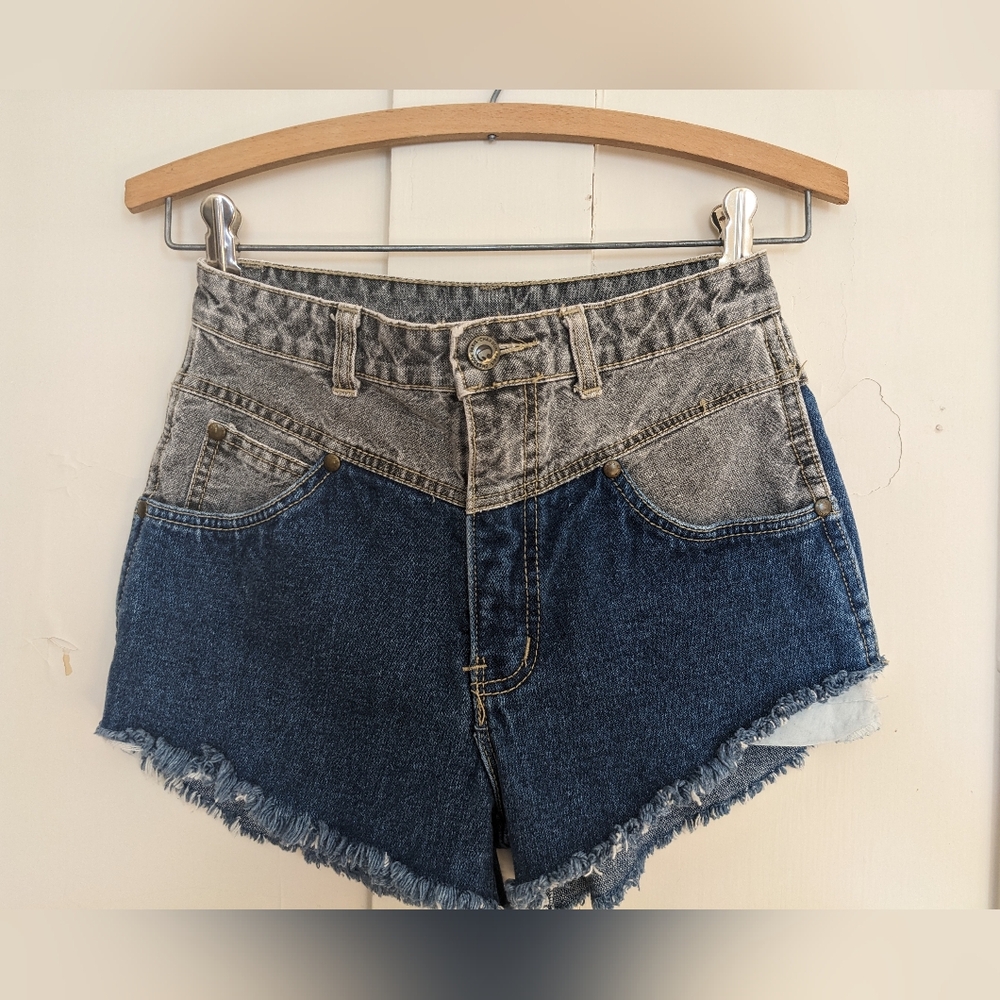Vintage Jean Shorts 0  1 XS 90s Blue Black Denim Cutoffs High Rise Y2k